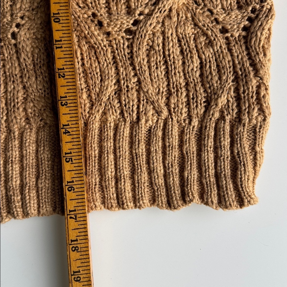 ee:some Cable Knit Short Sleeve camel 🐪 Sweater size s - Picture 7 of 8